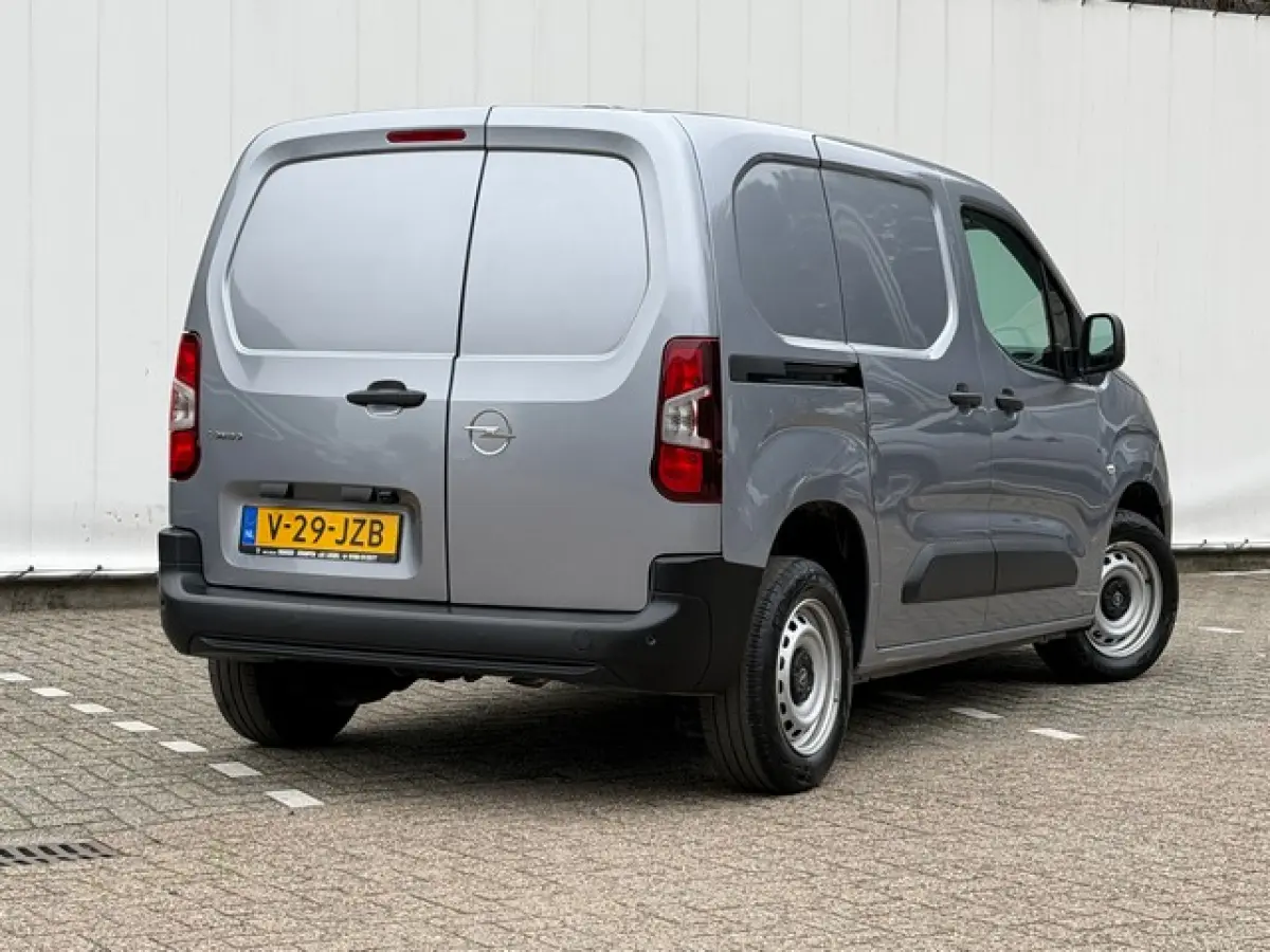 1.5 BlueHDi met Navi/Camera, Digitaal Dashboard, Facelift-Model
