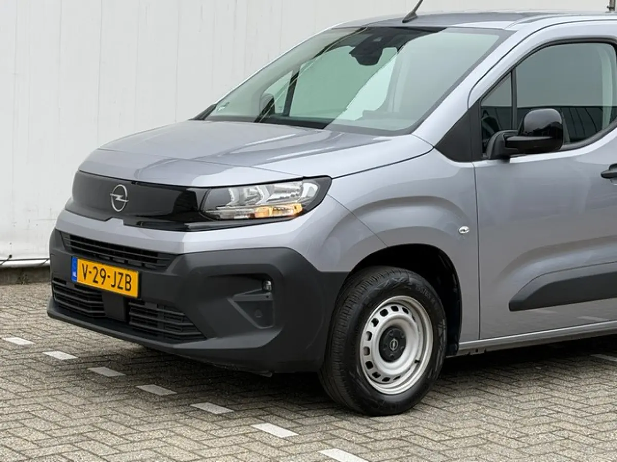 1.5 BlueHDi met Navi/Camera, Digitaal Dashboard, Facelift-Model