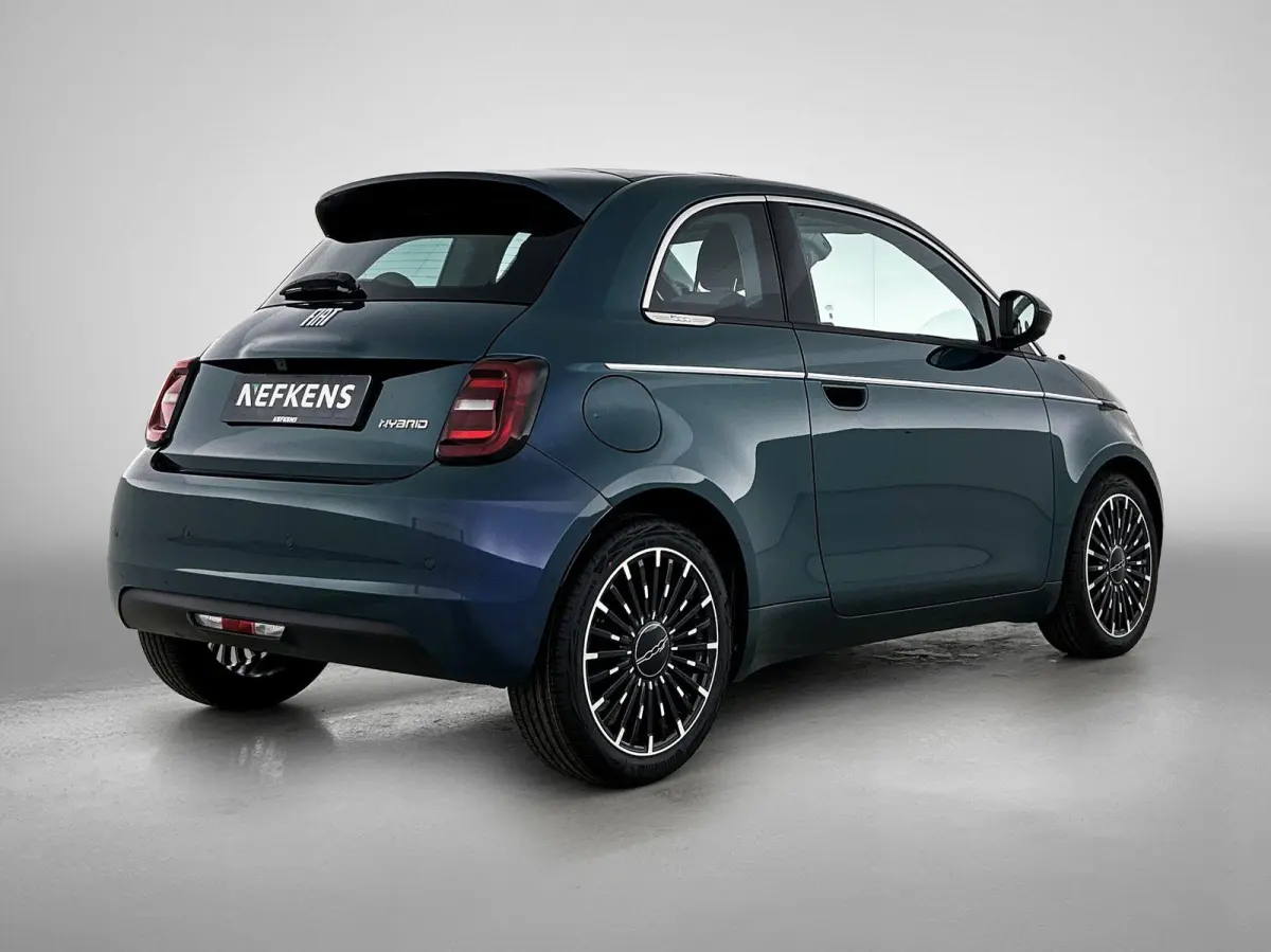 1.0 65k Hybrid La Prima | VOORRAAD VOORDEEL | Climate Control | Apple CarPlay/Android Auto | 17''LMV | Glazendak | Camera | Cruise Control | Stoelverwarming | LED |