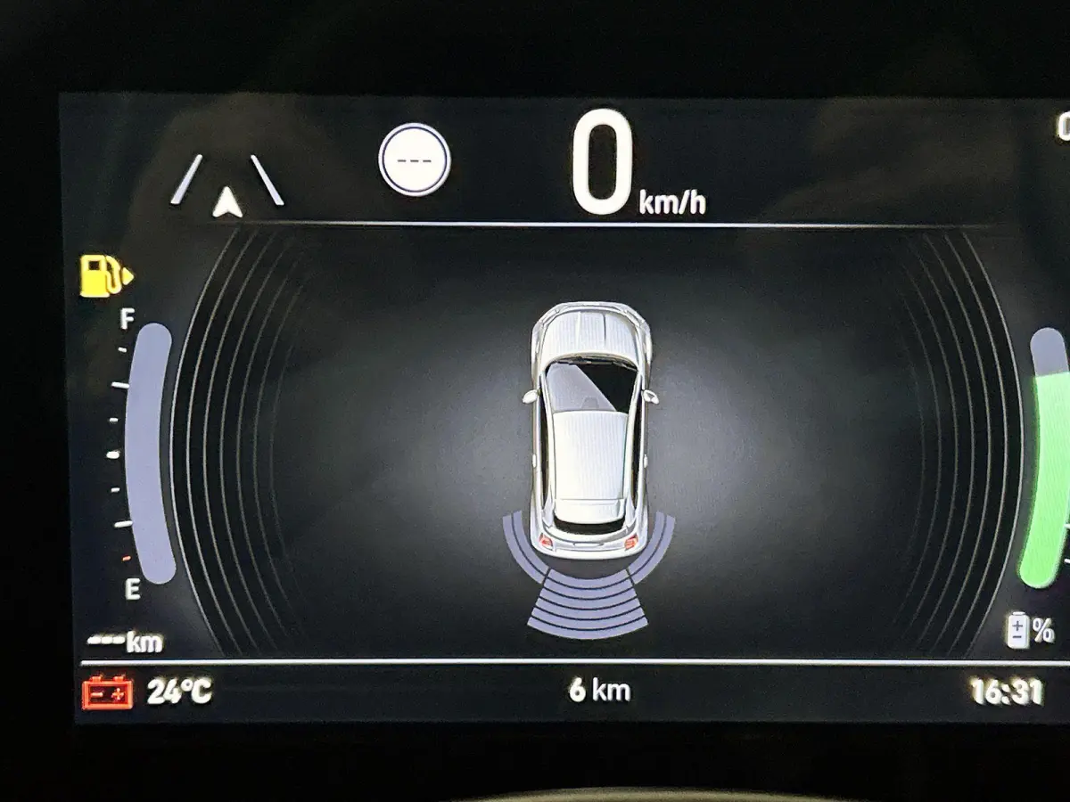 1.0 65k Hybrid La Prima | VOORRAAD VOORDEEL | Climate Control | Apple CarPlay/Android Auto | 17''LMV | Glazendak | Camera | Cruise Control | Stoelverwarming | LED |