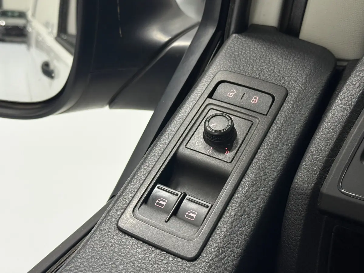 2.0 TDI L1H1 Comfortline|Euro 6 | Cruise | Achterklep | Airco | Bluetooth | 2-Zits Bank