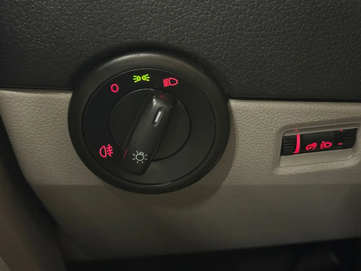 2.0 TDI L1H1 Comfortline|Euro 6 | Cruise | Achterklep | Airco | Bluetooth | 2-Zits Bank