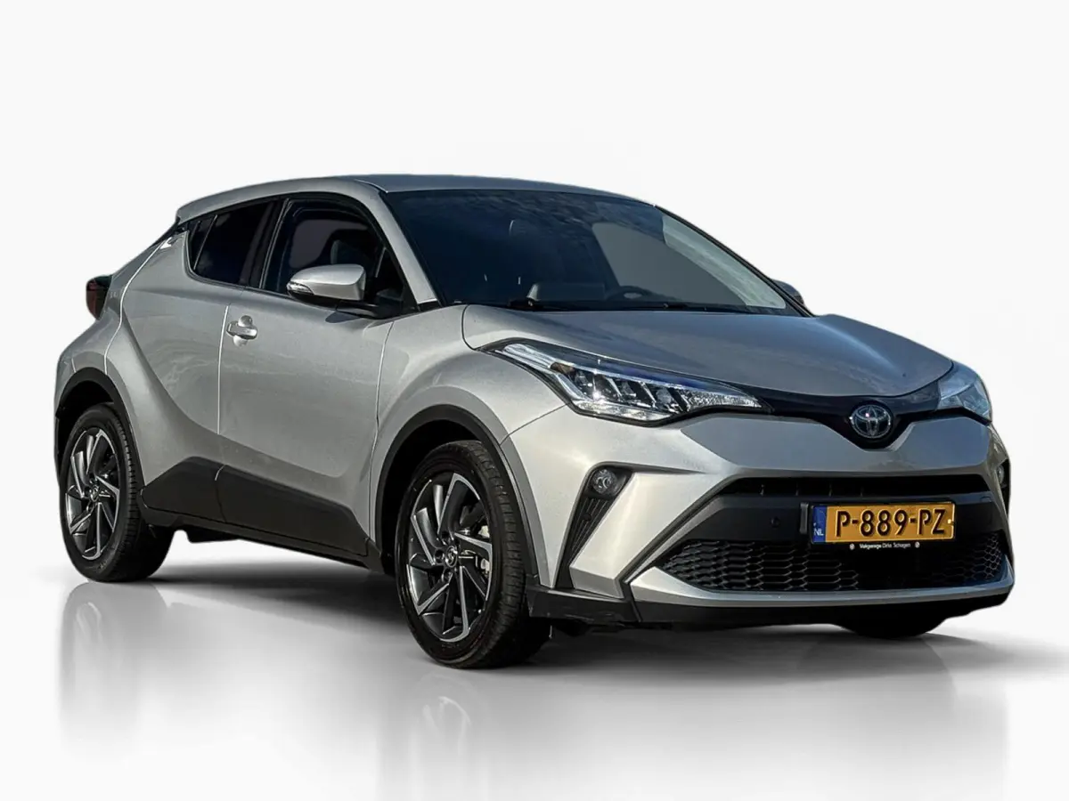 1.8 Hybrid Dynamic ✅ LED ✅ Camera ✅ CarPlay