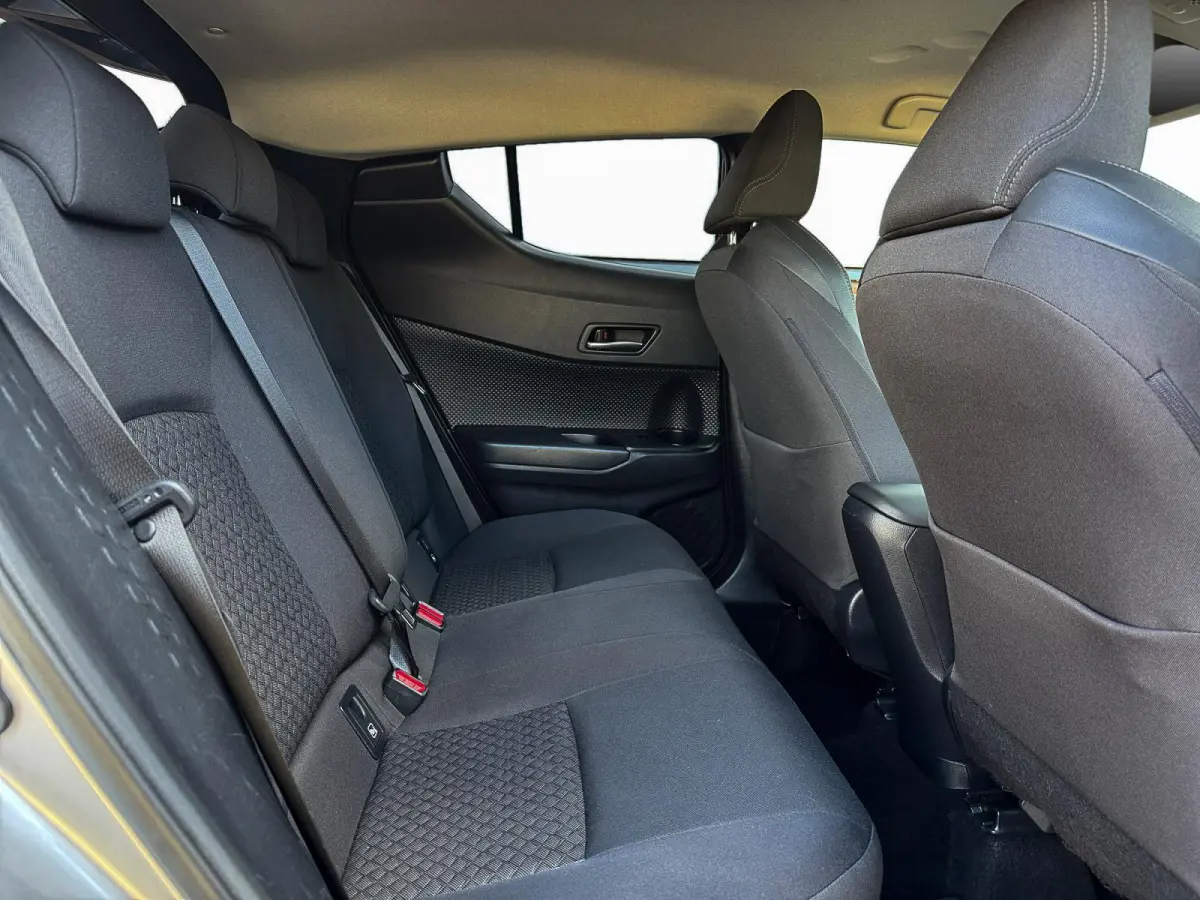 1.8 Hybrid Dynamic ✅ LED ✅ Camera ✅ CarPlay