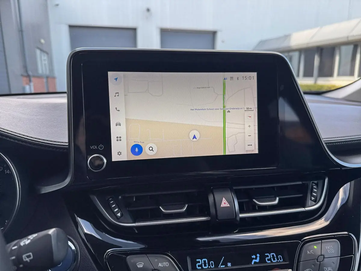 1.8 Hybrid Dynamic ✅ LED ✅ Camera ✅ CarPlay