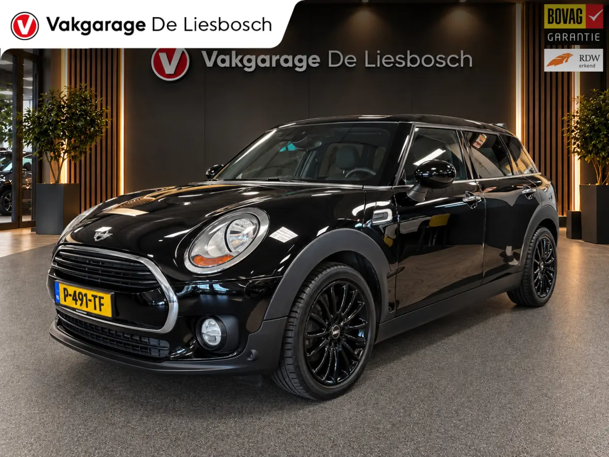 1.5 Cooper Chili Serious Business/leer/navi/pano/stoelverw/boeken