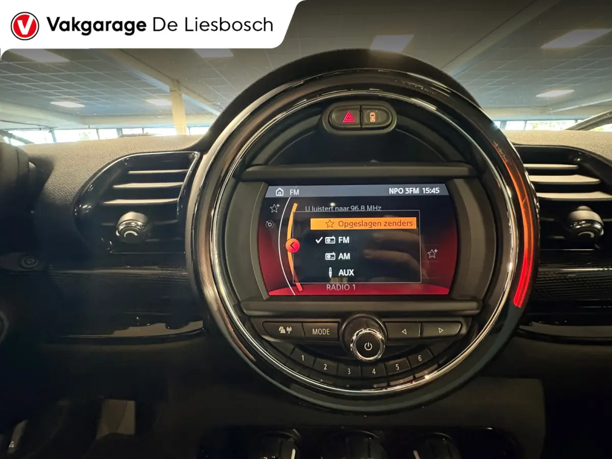 1.5 Cooper Chili Serious Business/leer/navi/pano/stoelverw/boeken