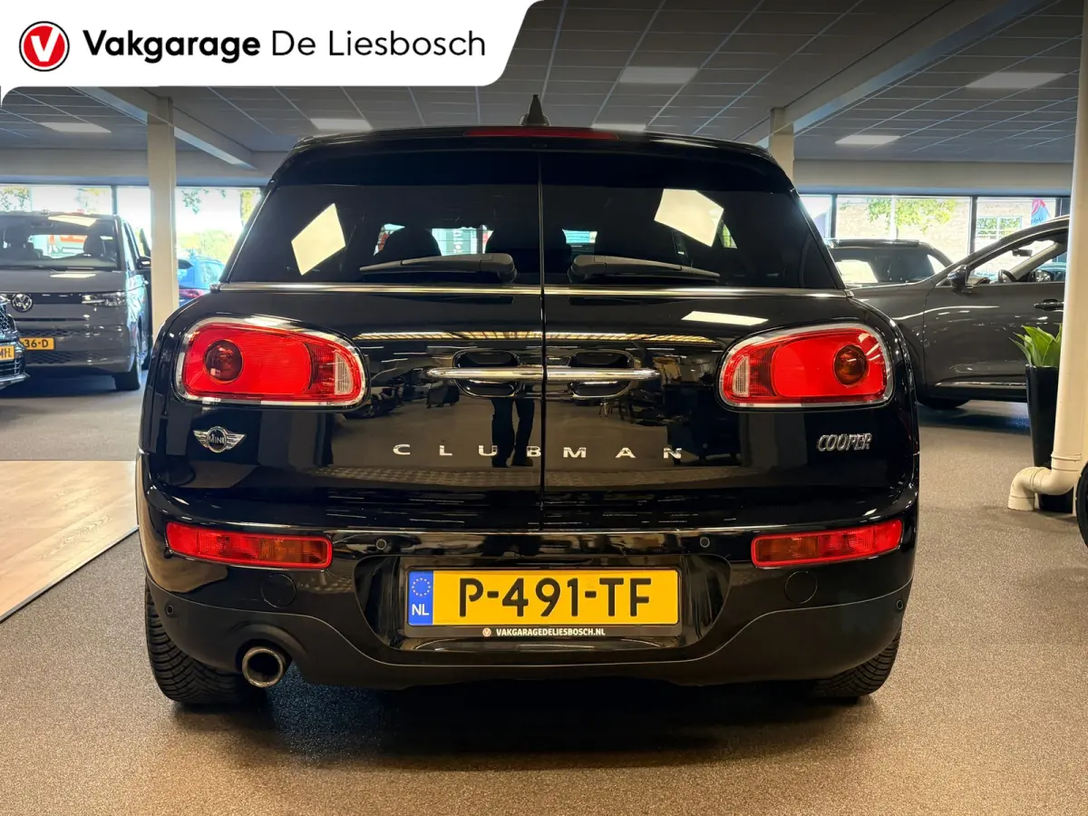 1.5 Cooper Chili Serious Business/leer/navi/pano/stoelverw/boeken