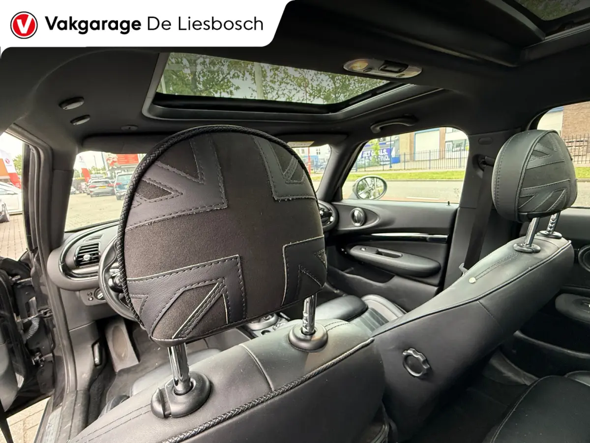 1.5 Cooper Chili Serious Business/leer/navi/pano/stoelverw/boeken