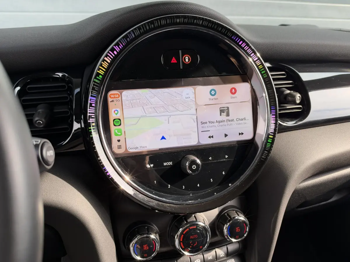 1.5 BUSINESS EDITION I AUTOMAAT I 5-DEURS I APPLE CARPLAY I UNION JACK ACHTERLICHTEN