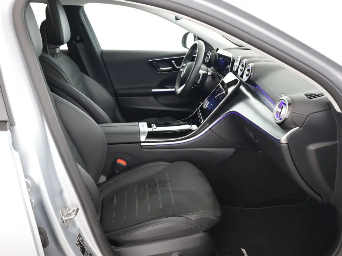 300e AMG ** HIGH LED, MBUX+, PANORAMA, NIGHT, MEMORY, KEYLESS ** Ex MB-AG, € 26.700,= onder NP ** ** INFORMEER OOK NAAR ONZE AANTREKKELIJKE FINANCIAL-LEASE TARIEVEN **