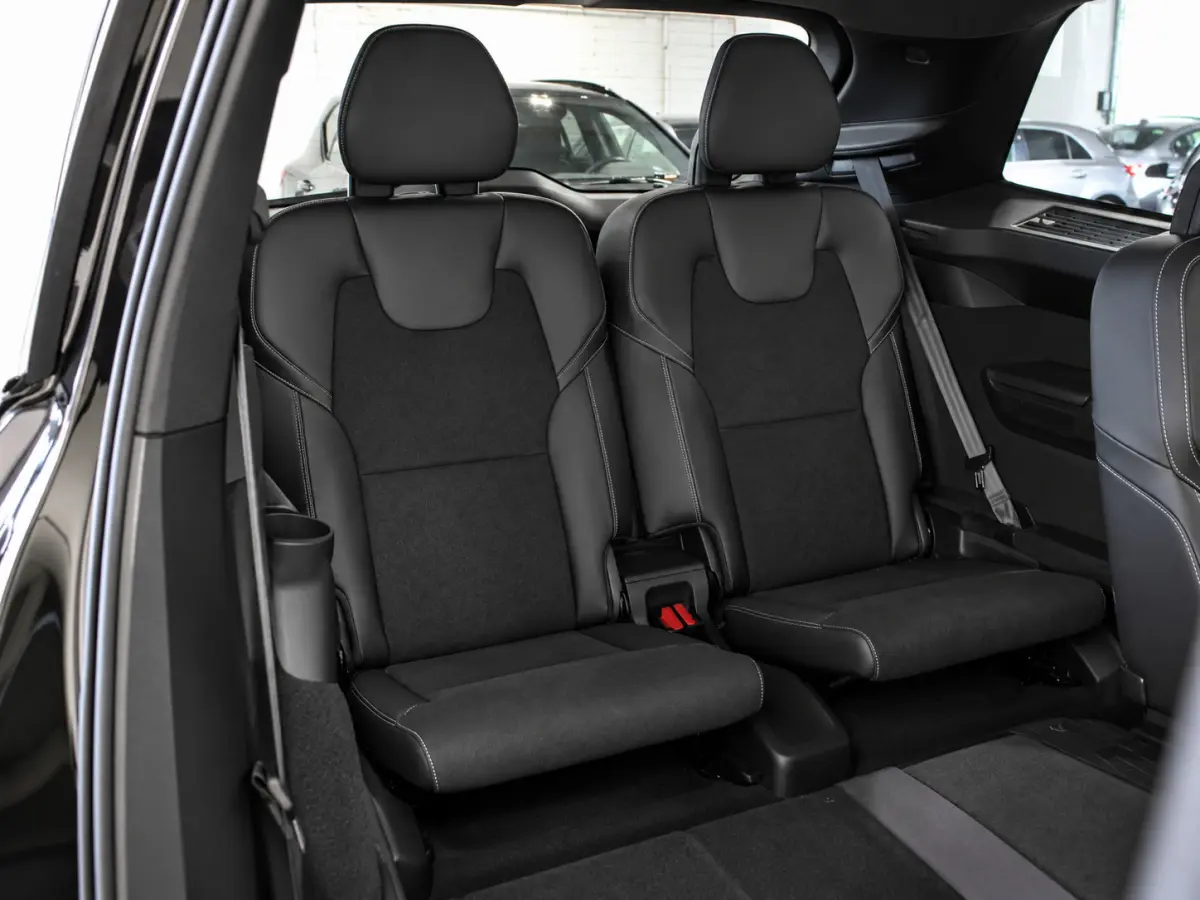 2.0 T8 Recharge AWD R-Design | H/K | PANO | Elektrisch verstelbare zetels