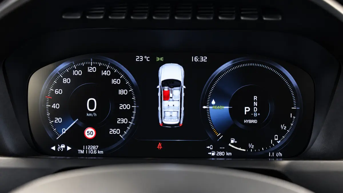 2.0 T8 Recharge AWD R-Design | H/K | PANO | Elektrisch verstelbare zetels