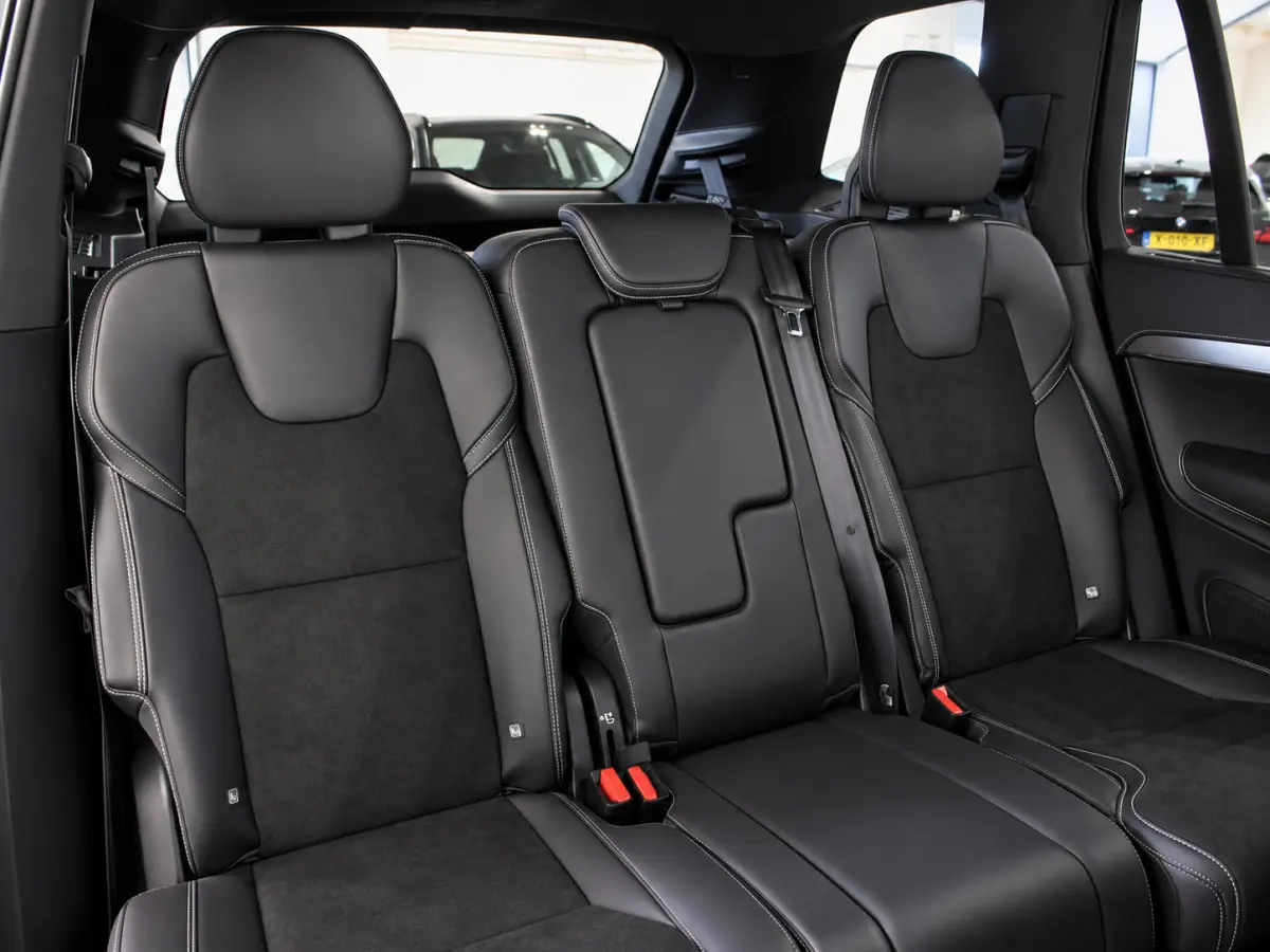 2.0 T8 Recharge AWD R-Design | H/K | PANO | Elektrisch verstelbare zetels