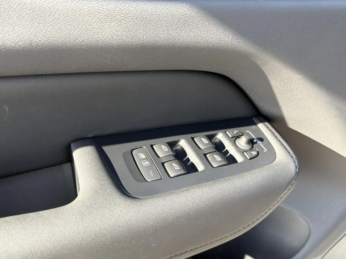 2.0 T6 Plug-in hybrid AWD Plus Dark HEAD-UP DISPLAY | 2026!| HARMAN KARDON| PANO| MEMORY STOELEN| PILOT ASSIST| 360 CAMERA|