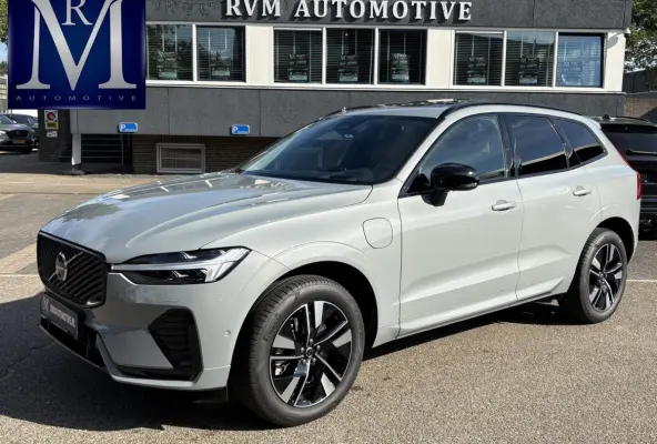 2.0 T6 Plug-in hybrid AWD Plus Dark HEAD-UP DISPLAY | 2026!| HARMAN KARDON| PANO| MEMORY STOELEN| PILOT ASSIST| 360 CAMERA|