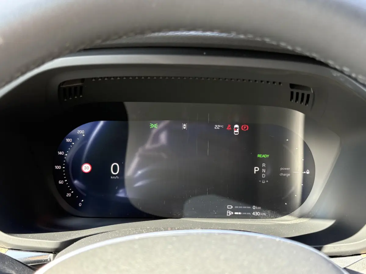 2.0 T6 Plug-in hybrid AWD Plus Dark HEAD-UP DISPLAY | 2026!| HARMAN KARDON| PANO| MEMORY STOELEN| PILOT ASSIST| 360 CAMERA|