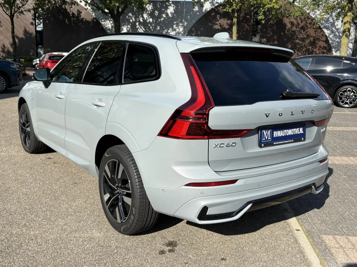 2.0 T6 Plug-in hybrid AWD Plus Dark HEAD-UP DISPLAY | 2026!| HARMAN KARDON| PANO| MEMORY STOELEN| PILOT ASSIST| 360 CAMERA|