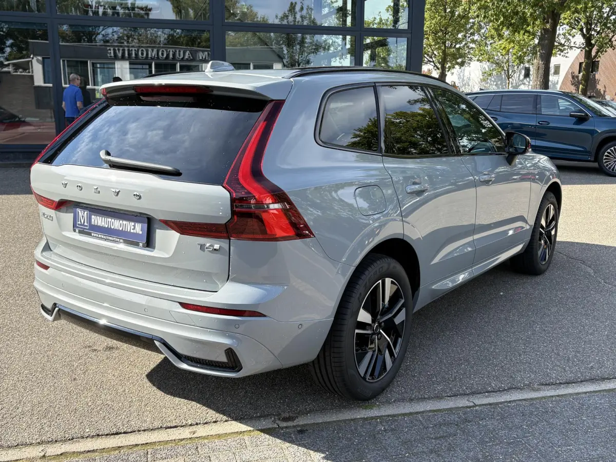 2.0 T6 Plug-in hybrid AWD Plus Dark HEAD-UP DISPLAY | 2026!| HARMAN KARDON| PANO| MEMORY STOELEN| PILOT ASSIST| 360 CAMERA|