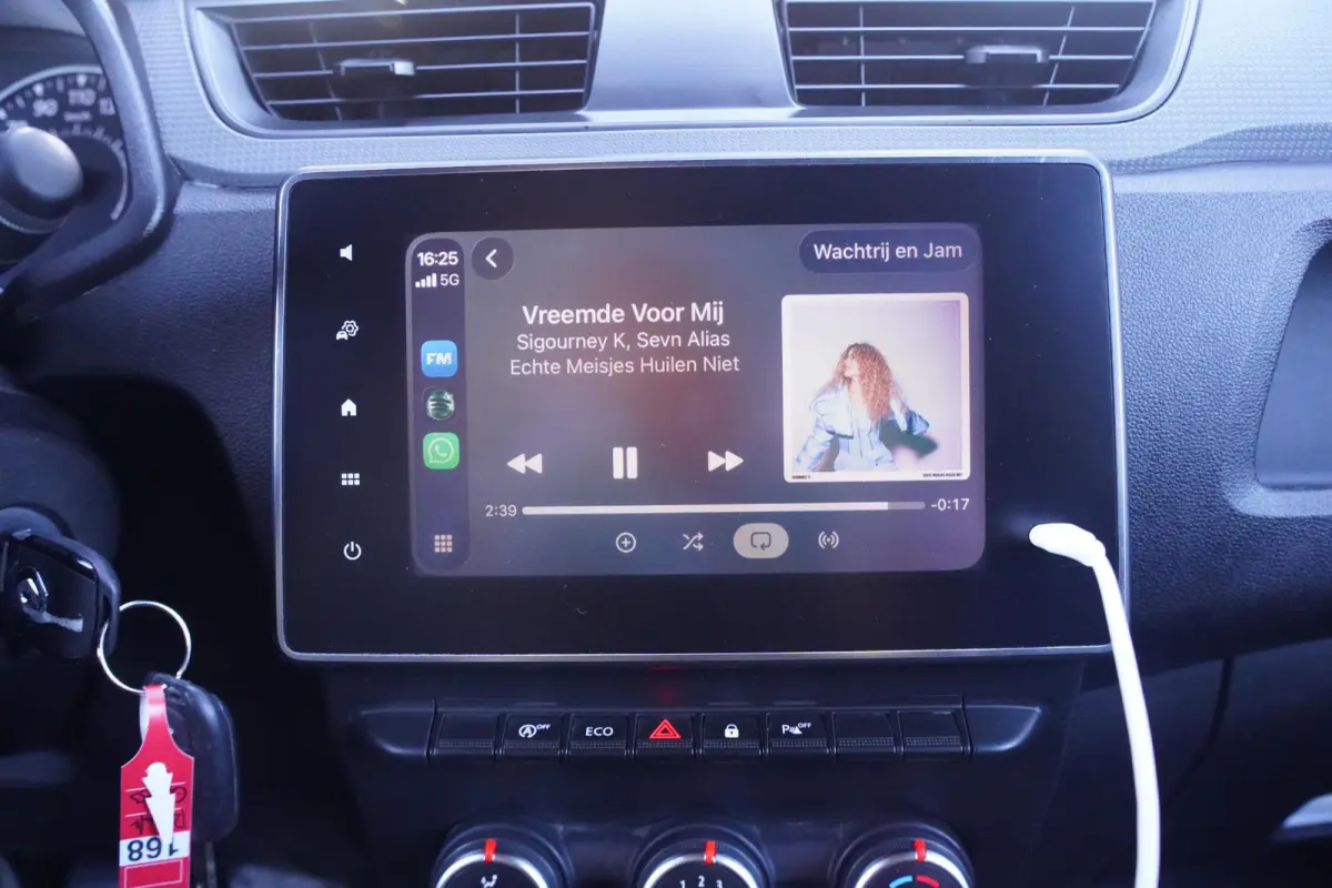 1.5 DCi 95 pk L1 Airco, Apple Carplay, Trekhaak Elek. Pakket, PDC achter, 2-Zits