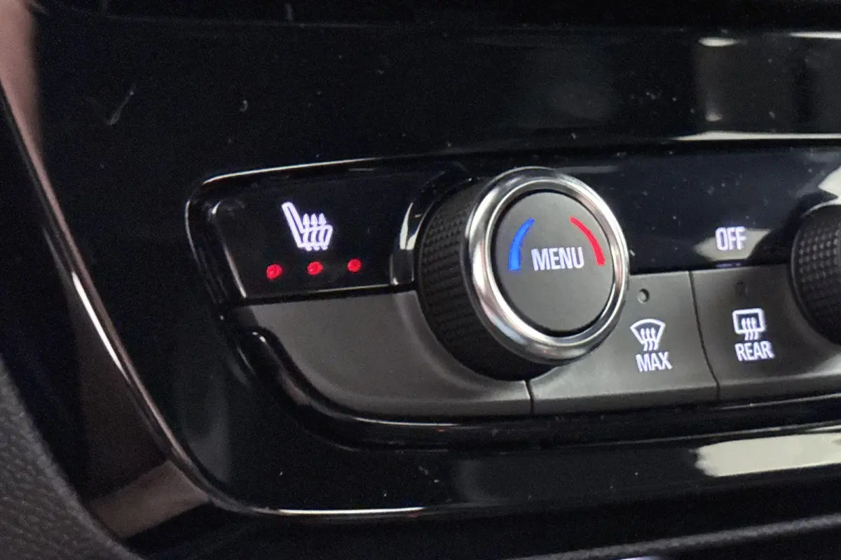 1.2 Turbo Hybrid GS Stoelverwarming Keyless Camera Apple CarPlay