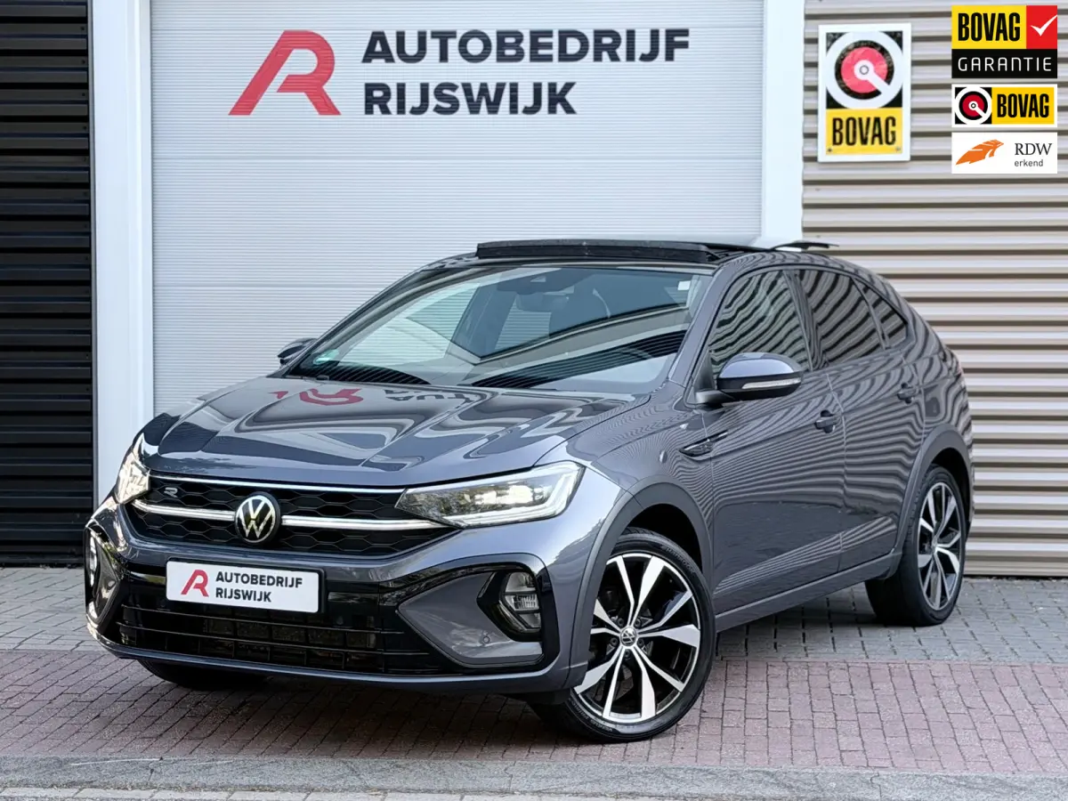 1.5 TSI R-Line Pano/Keyless/Camera