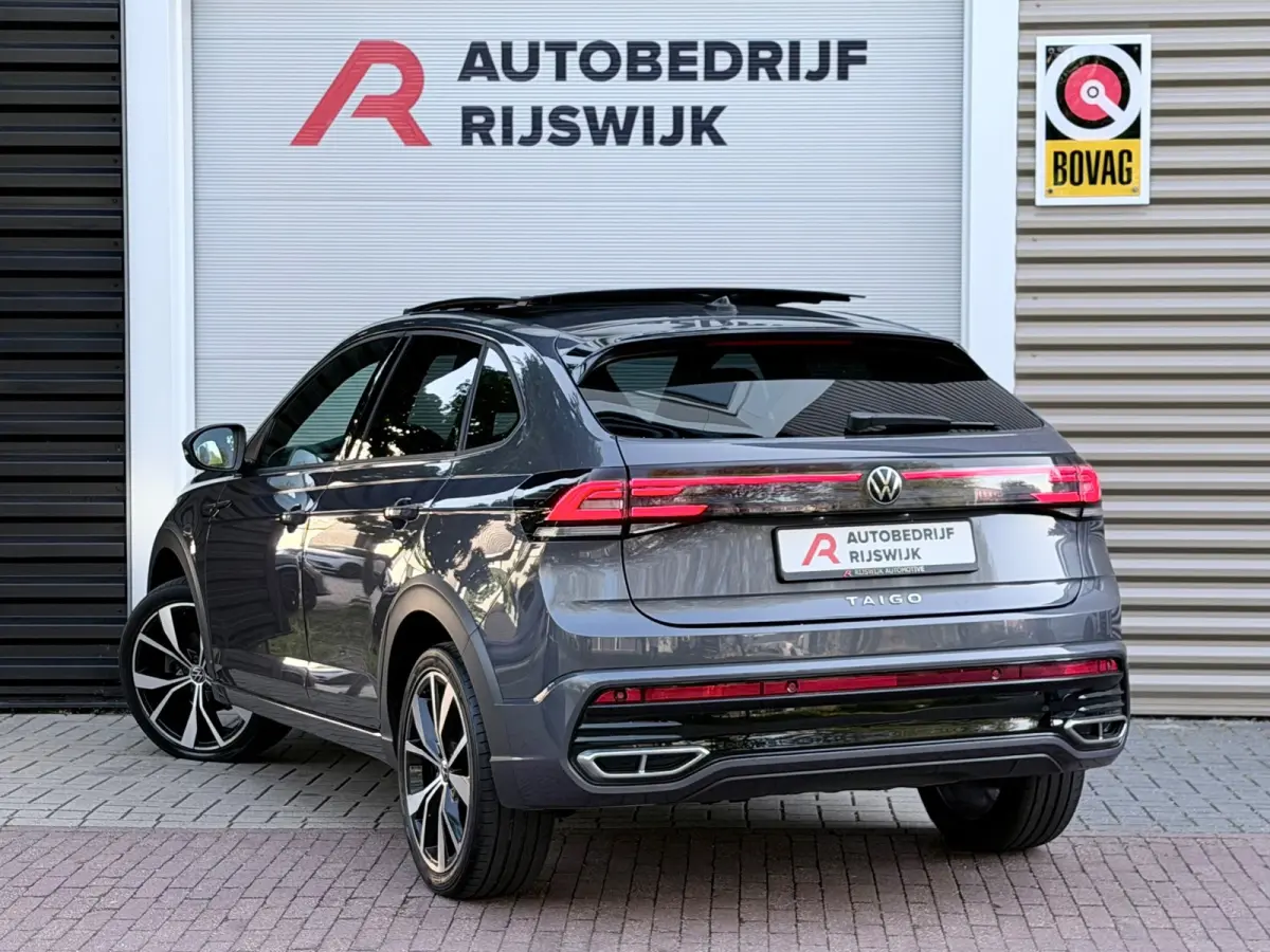 1.5 TSI R-Line Pano/Keyless/Camera