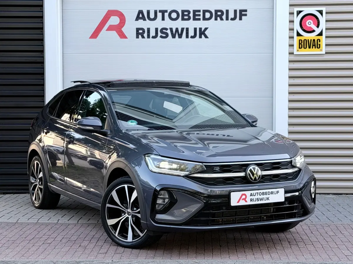 1.5 TSI R-Line Pano/Keyless/Camera