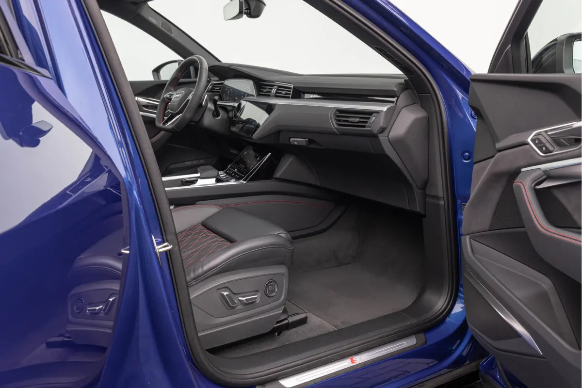 55 Quattro 115kwh 408pk S-stoelen Pano B&O Trekhaak