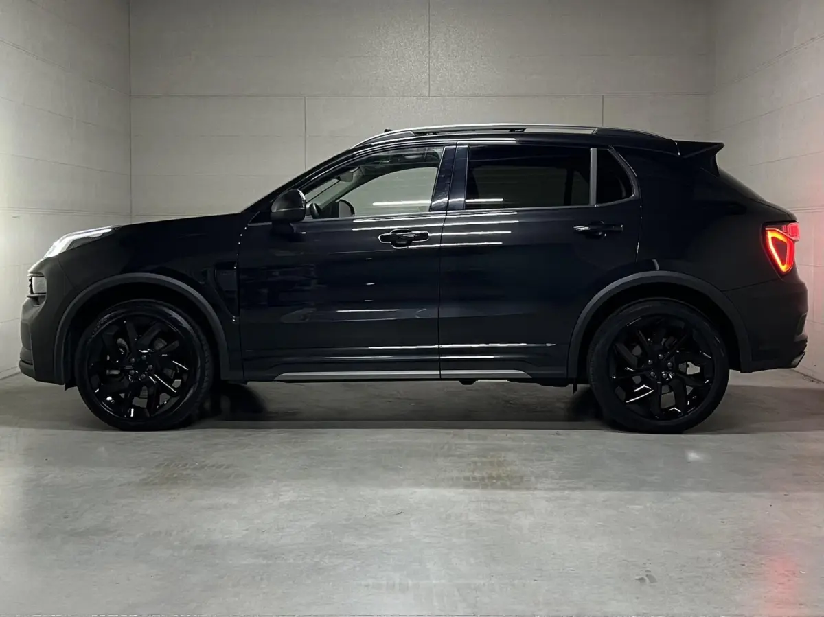 1.5 Plug-in Black Edition Sfeerver. CarPlay 360°