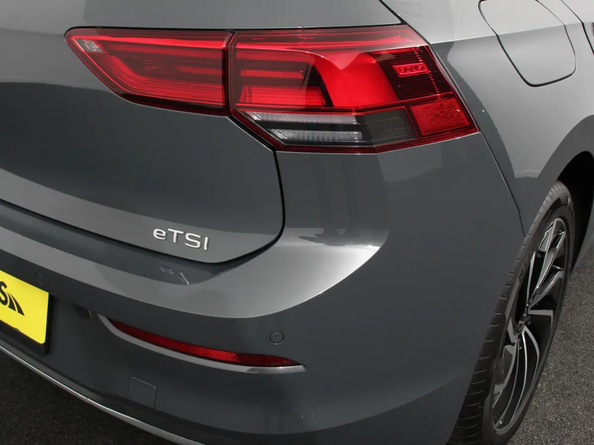 1.5 eTSI 150pk DSG Style Navigatie DAB Camera Lane Assist LED Adaptive Cruise Control Keyless Go Stoelverwarming Lichtmetalen Velgen