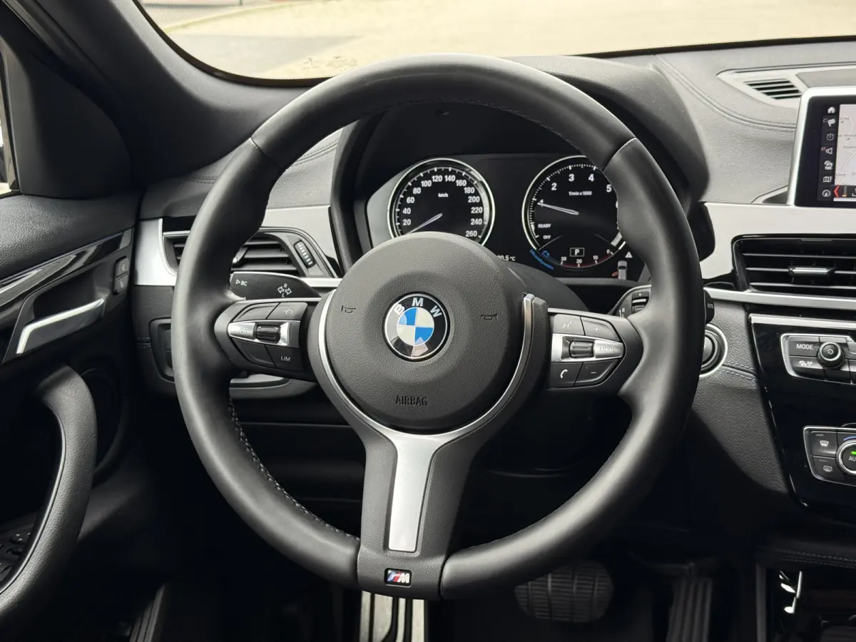 sDrive18i M-Sport X Pano/Camera/Alcantara