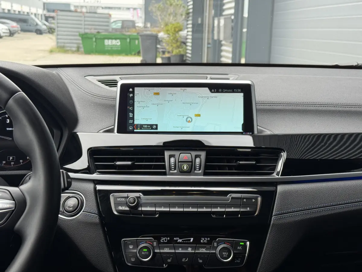 sDrive18i M-Sport X Pano/Camera/Alcantara