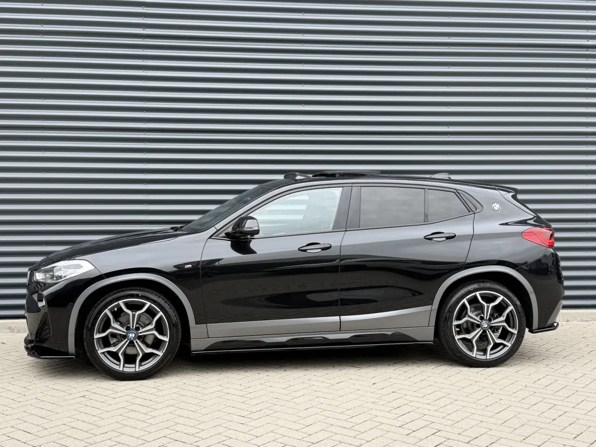 sDrive18i M-Sport X Pano/Camera/Alcantara