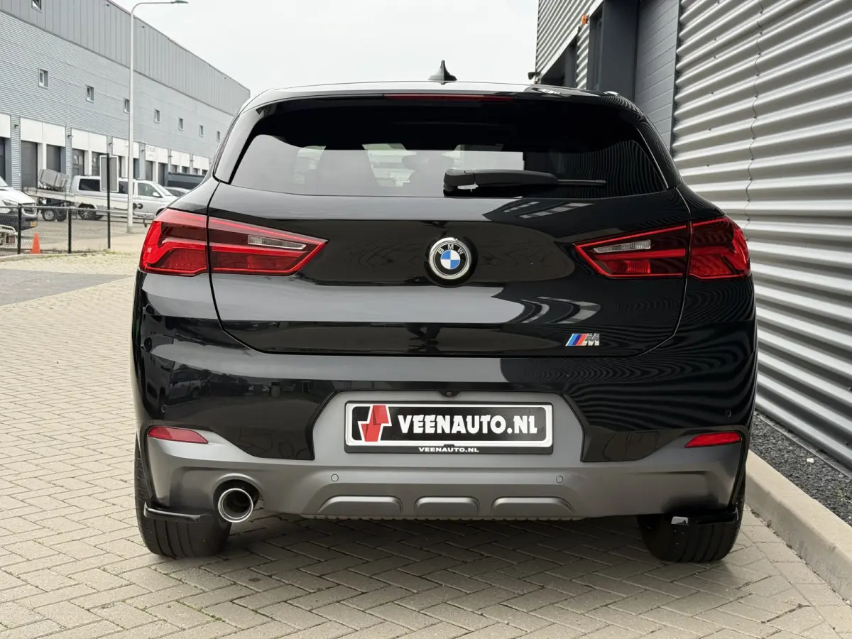 sDrive18i M-Sport X Pano/Camera/Alcantara