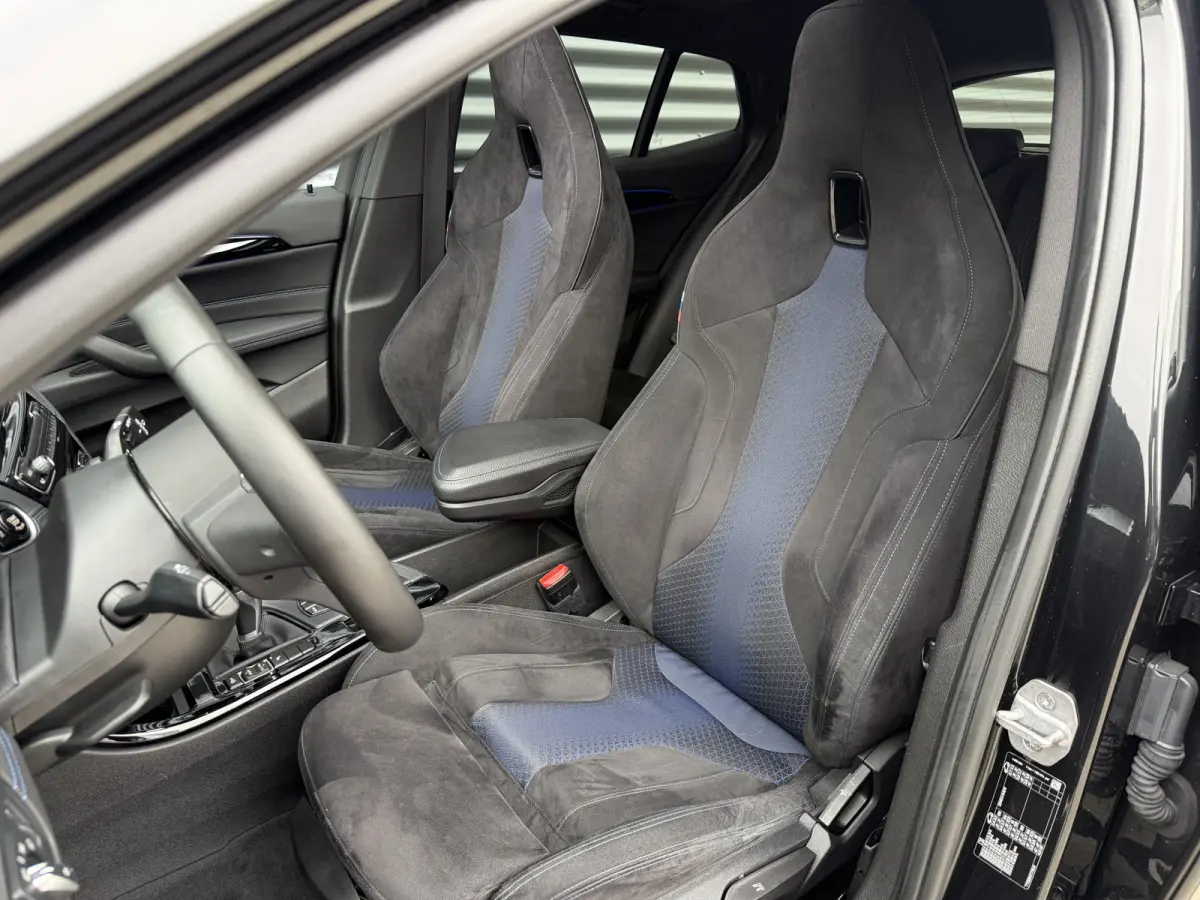 sDrive18i M-Sport X Pano/Camera/Alcantara