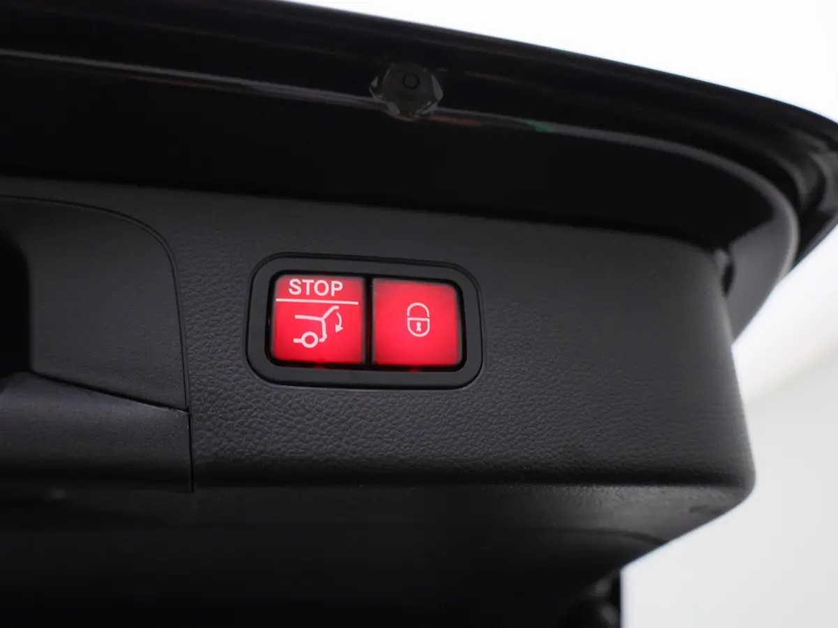 4MATIC Business Solution AMG | PANORAMDAK | 360 CAMERA | ELEKTRISCHE STOELVERSTELLING MET MEMORY | NAVIGATIE | KEY-LESS