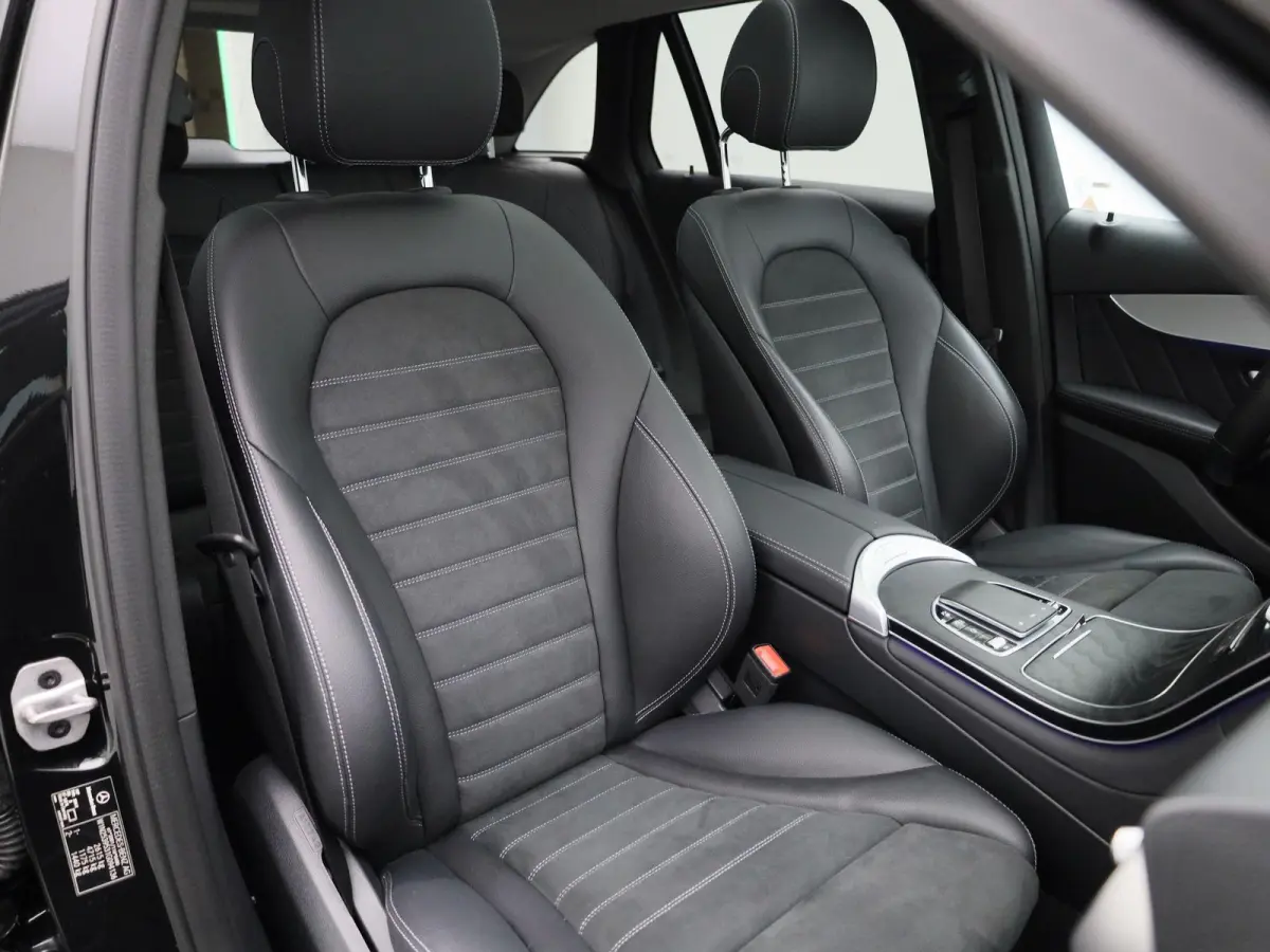 4MATIC Business Solution AMG | PANORAMDAK | 360 CAMERA | ELEKTRISCHE STOELVERSTELLING MET MEMORY | NAVIGATIE | KEY-LESS
