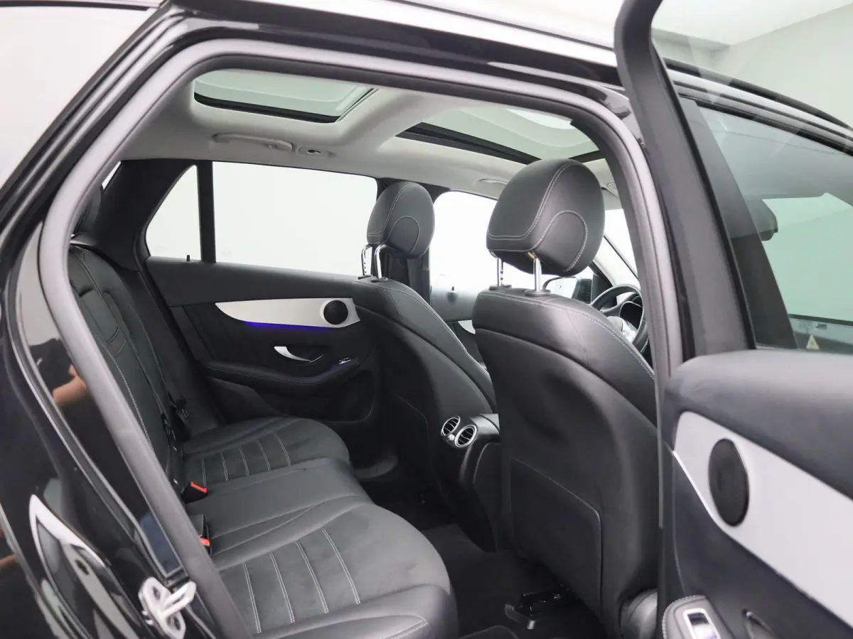 4MATIC Business Solution AMG | PANORAMDAK | 360 CAMERA | ELEKTRISCHE STOELVERSTELLING MET MEMORY | NAVIGATIE | KEY-LESS