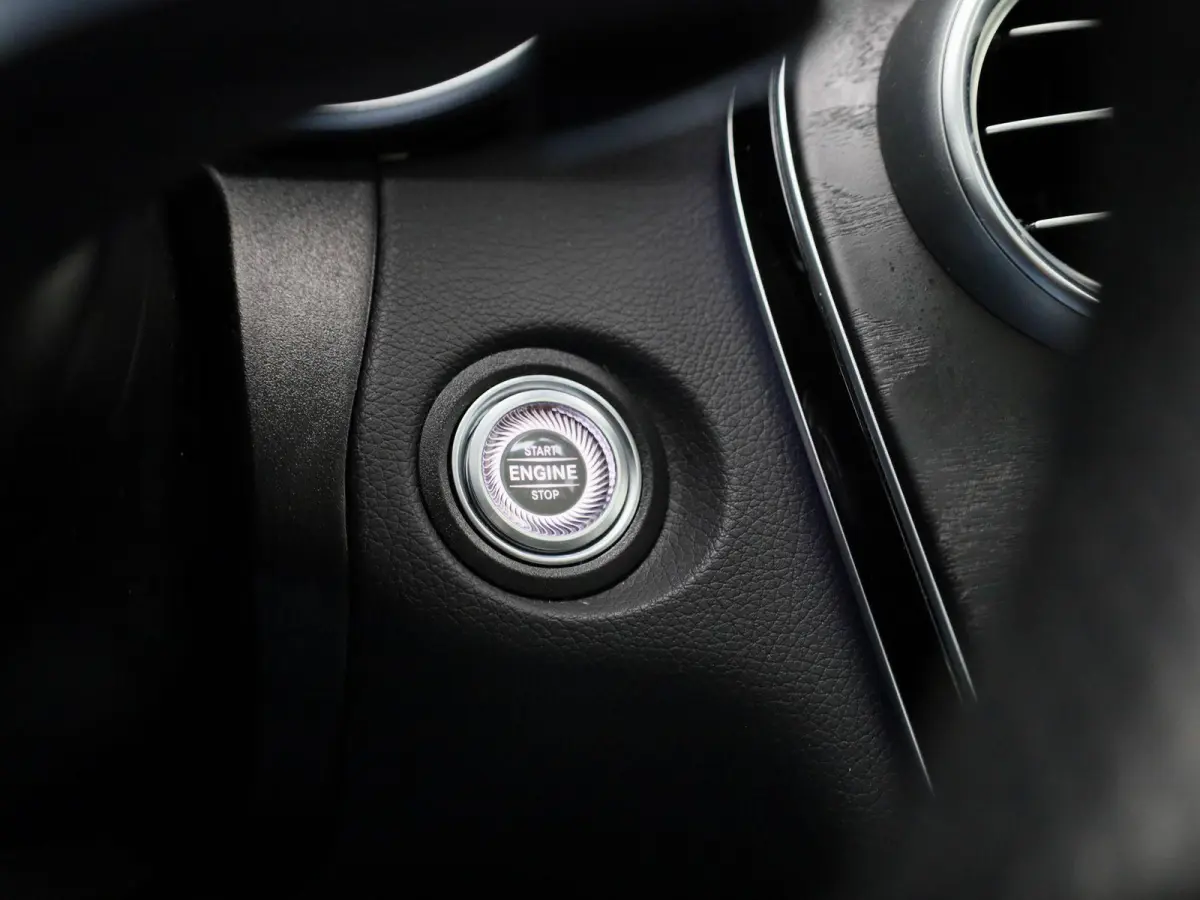 4MATIC Business Solution AMG | PANORAMDAK | 360 CAMERA | ELEKTRISCHE STOELVERSTELLING MET MEMORY | NAVIGATIE | KEY-LESS