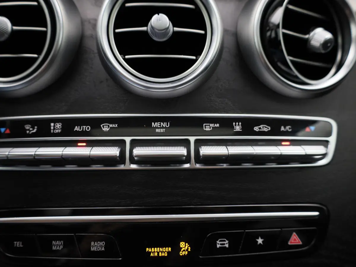 4MATIC Business Solution AMG | PANORAMDAK | 360 CAMERA | ELEKTRISCHE STOELVERSTELLING MET MEMORY | NAVIGATIE | KEY-LESS