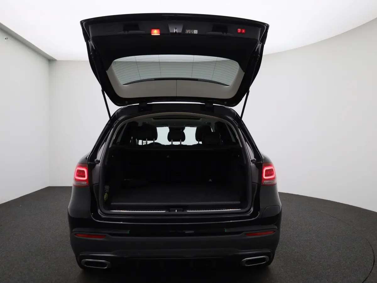 4MATIC Business Solution AMG | PANORAMDAK | 360 CAMERA | ELEKTRISCHE STOELVERSTELLING MET MEMORY | NAVIGATIE | KEY-LESS