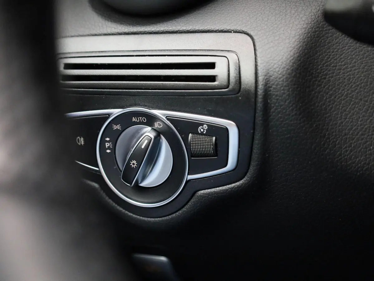 4MATIC Business Solution AMG | PANORAMDAK | 360 CAMERA | ELEKTRISCHE STOELVERSTELLING MET MEMORY | NAVIGATIE | KEY-LESS