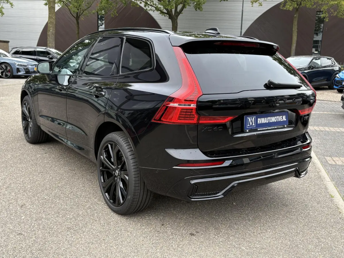 2.0 T8 Plug-in hybrid AWD Plus Black Edition HARMAN KARDON| 360 CAMERA| PANO| MEMORY STOELEN| ACHTERBANK VERWARMD|