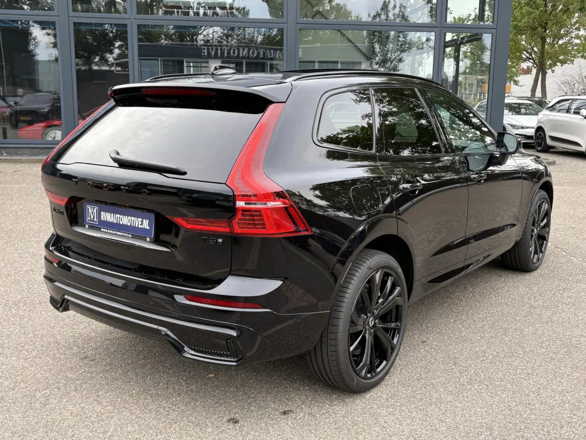 2.0 T8 Plug-in hybrid AWD Plus Black Edition HARMAN KARDON| 360 CAMERA| PANO| MEMORY STOELEN| ACHTERBANK VERWARMD|