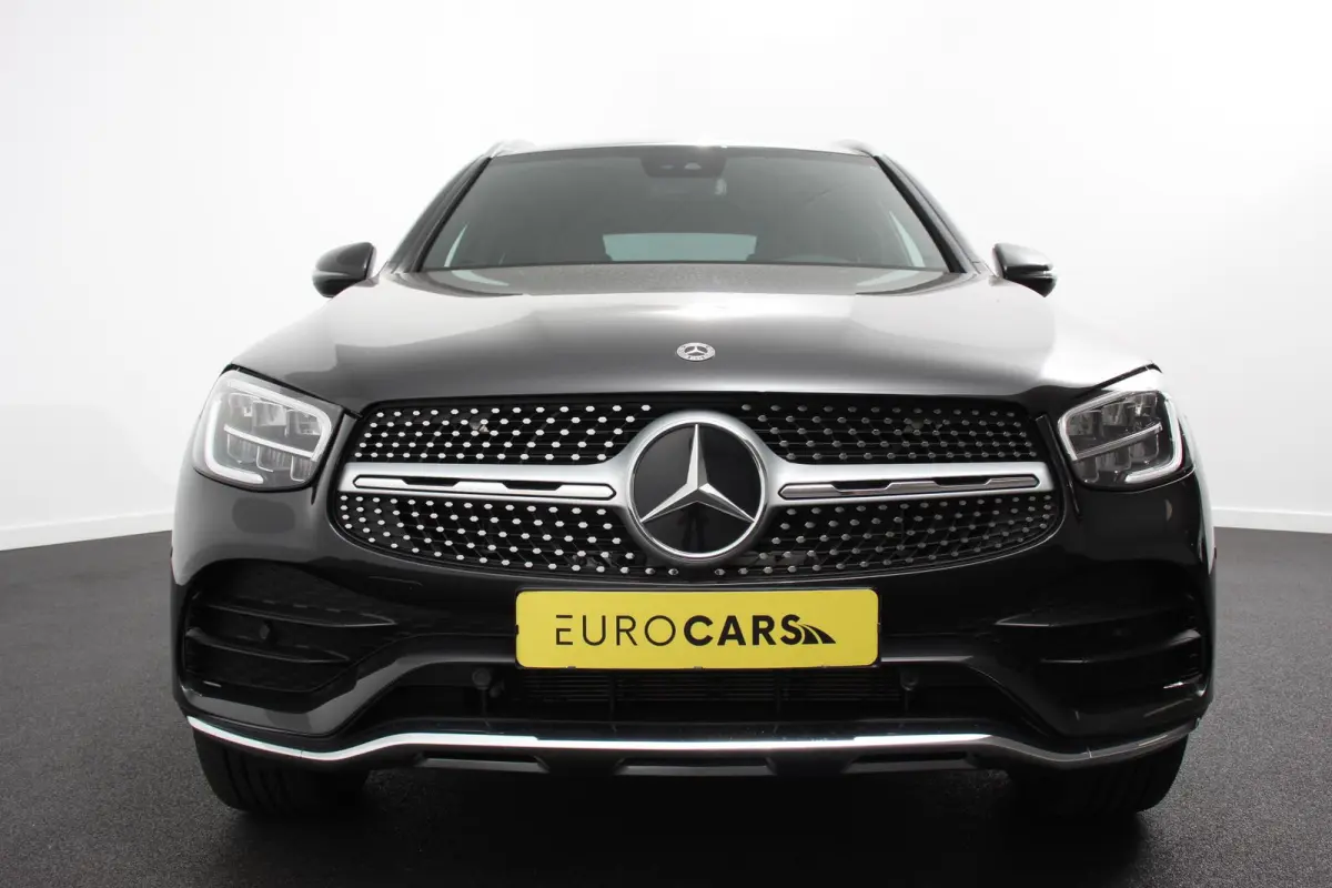 4MATIC AMG PHEV Navigatie Half leder Sportstoelen Camera Dab Led Elektrisch bedienbare achterklep 19"Lichtmetalen Velgen Extra getint glas