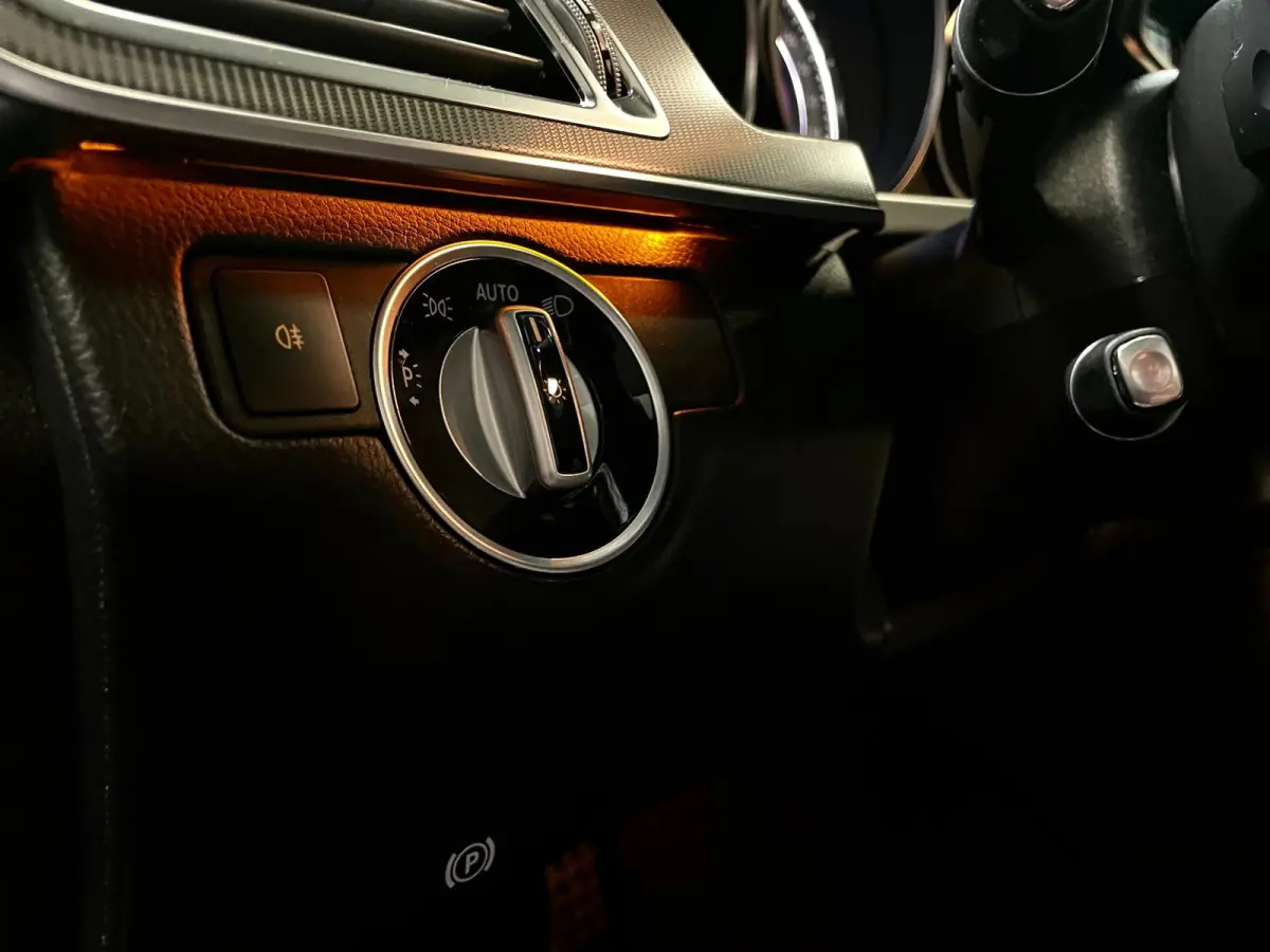 350 Prestige Avantgarde AMG PANO LEER NAVI