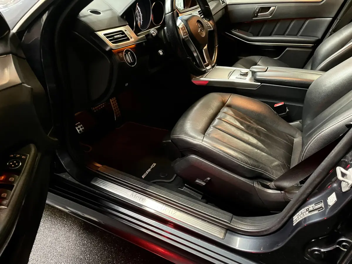 350 Prestige Avantgarde AMG PANO LEER NAVI