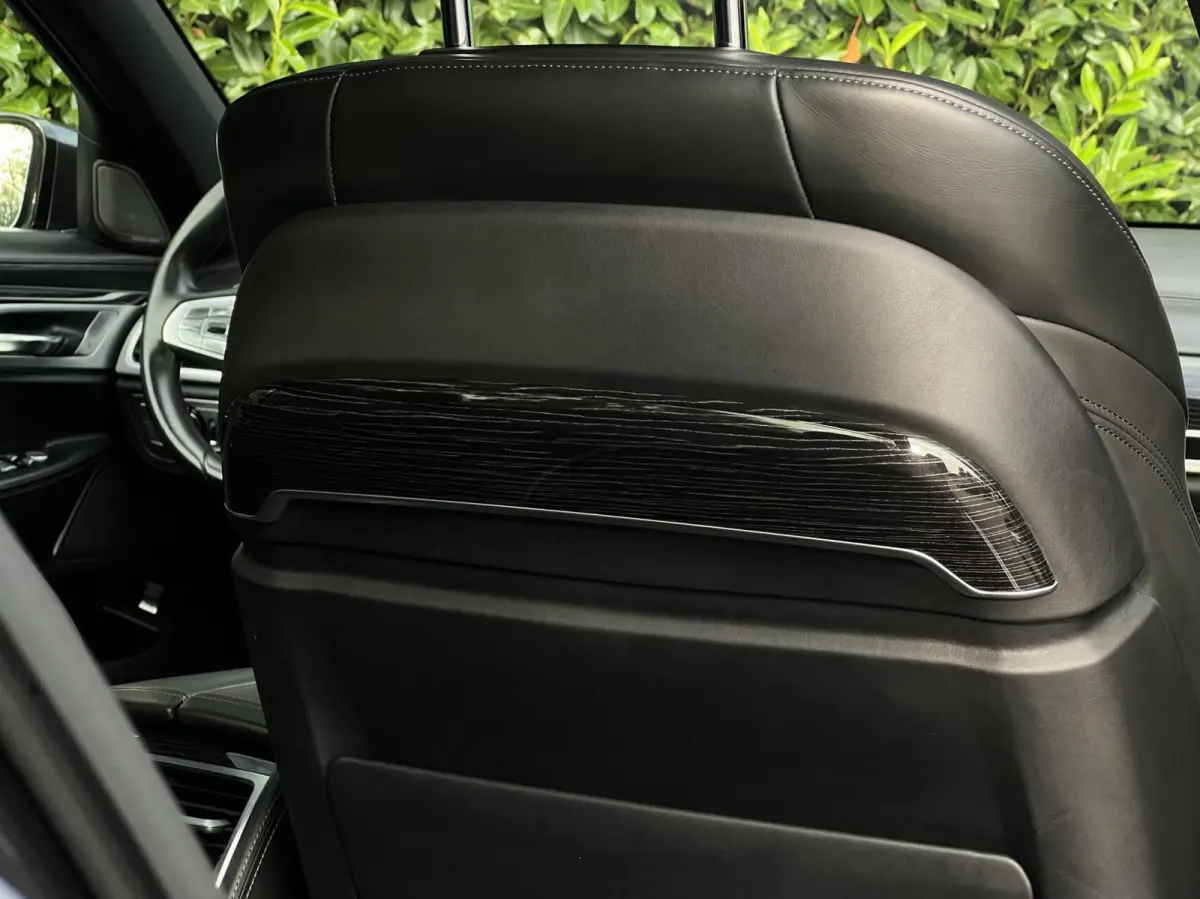 740e iPerformance High ExecutiveNL AUTO, NAP LOGISCH, M-PAKKET, PANORAMADAK, LUCHTVERING, H/K SOUND, SOFTCLOSE, COMFORT STOELEN, MEMORY, HUD, KEYLESS, 360 CAMERA, DODEHOEK, CLIMATE CONTROL, 