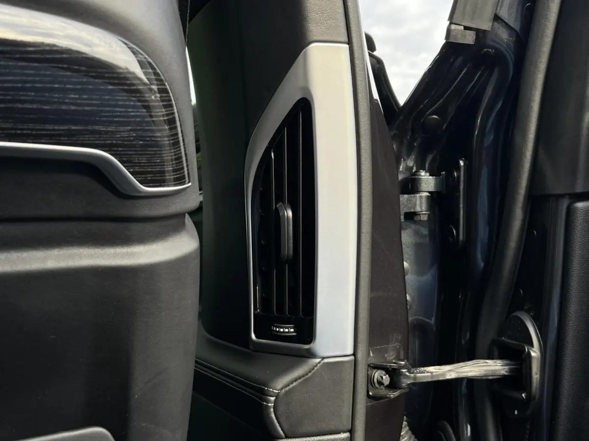 740e iPerformance High ExecutiveNL AUTO, NAP LOGISCH, M-PAKKET, PANORAMADAK, LUCHTVERING, H/K SOUND, SOFTCLOSE, COMFORT STOELEN, MEMORY, HUD, KEYLESS, 360 CAMERA, DODEHOEK, CLIMATE CONTROL, 
